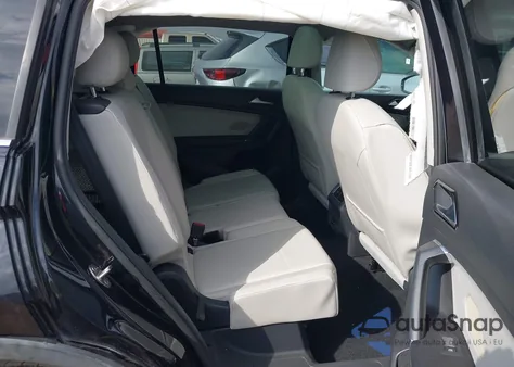 2018 Volkswagen Tiguan 2.0T Se/2.0T Sel z USA, uszkodzony, nr VIN 3VV3B7AX3JM015202